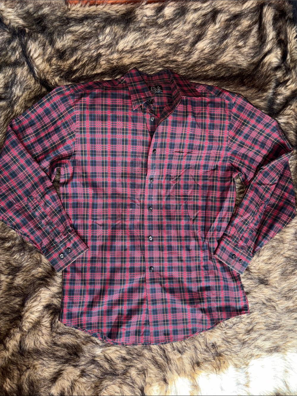Jos A Bank's Traveler's Collection Long Sleeve Button Up Red/Black Plaid Size M